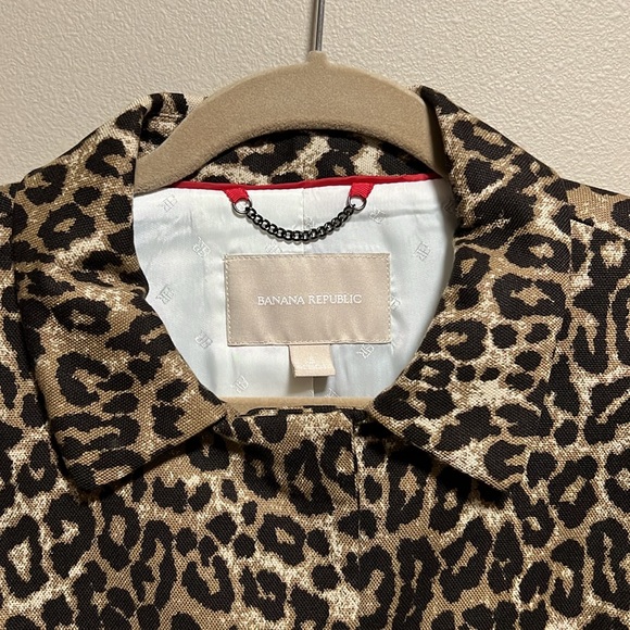 Banana Republic Tailored Animal Coat - Picture 4 of 12